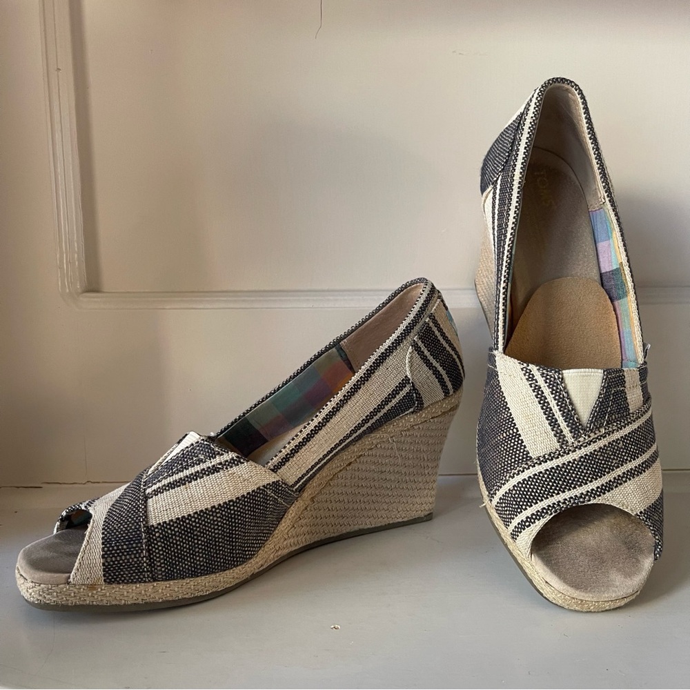 Toms Striped Peep toe Wedge Espadrille Calypso Sandal Size 8.5